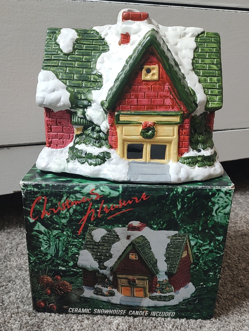 Ceramic Snowhouse In Original Box
